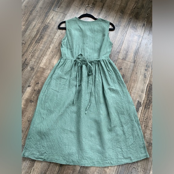✨SOLD✨LinenByMN Pine Green 100% Linen Dress from Etsy Size Small with Pockets - Picture 6 of 8